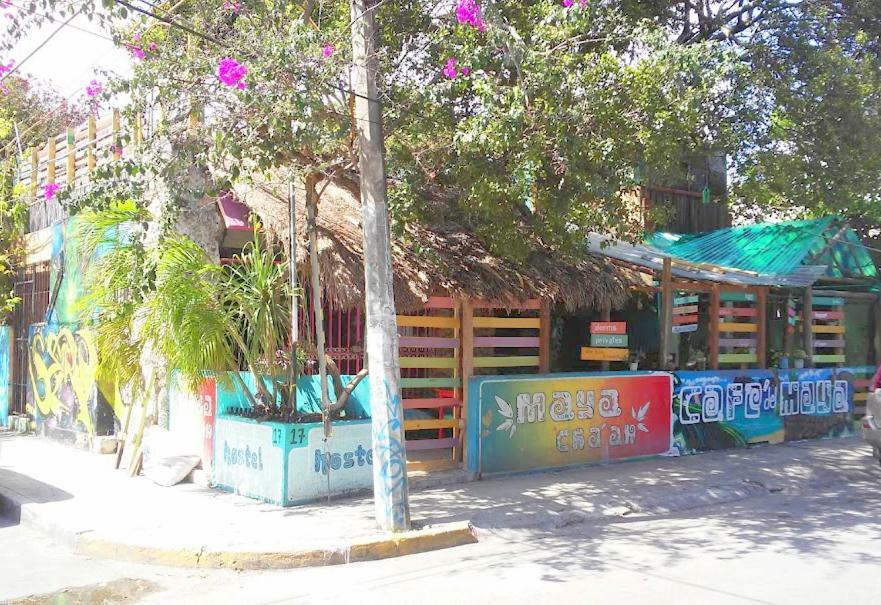Maya Cha'An Guesthouse Cancun Bagian luar foto