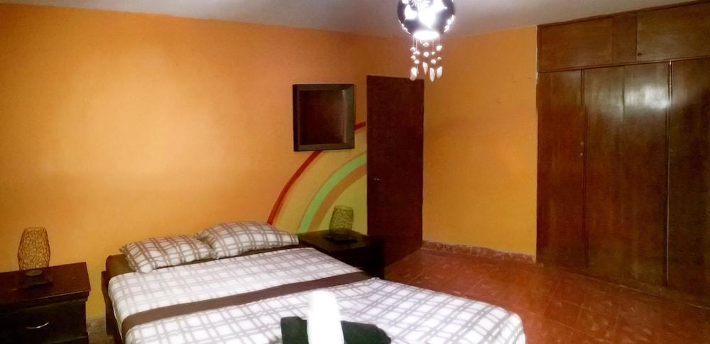 Maya Cha'An Guesthouse Cancun Bagian luar foto